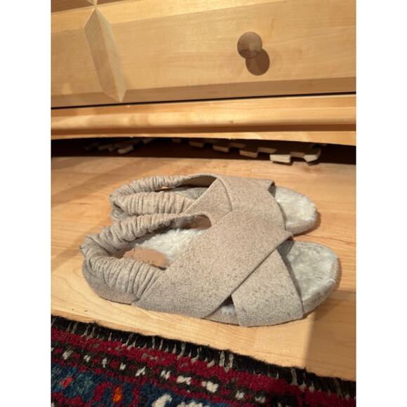 Cole Haan Mojave Crisscross Sandal (Unisex, Oatmeal Wool, 7.5, Medium/B) - Picture 4 of 10